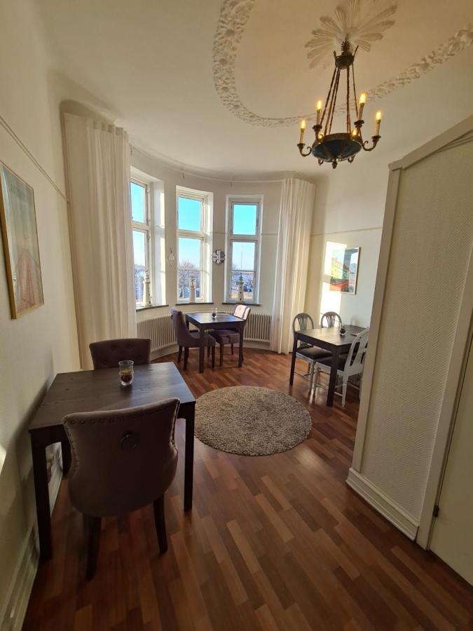 Hamnhotellet Kronan 란스크로나 외부 사진