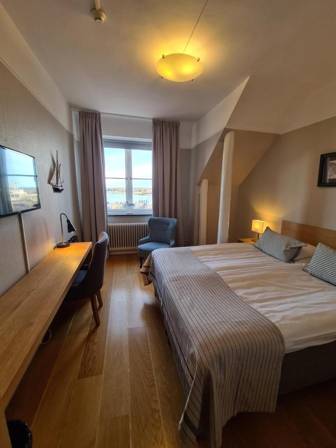 Hamnhotellet Kronan 란스크로나 외부 사진