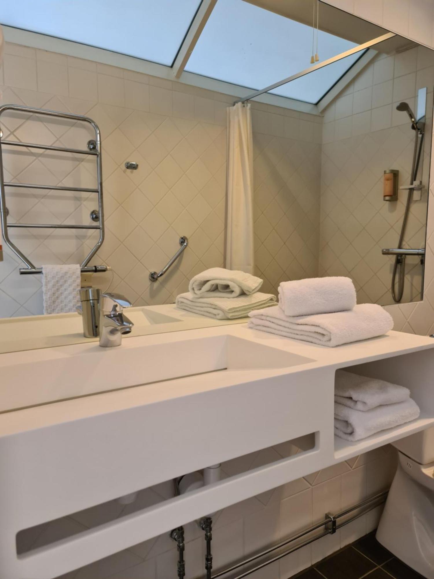 Hamnhotellet Kronan 란스크로나 외부 사진