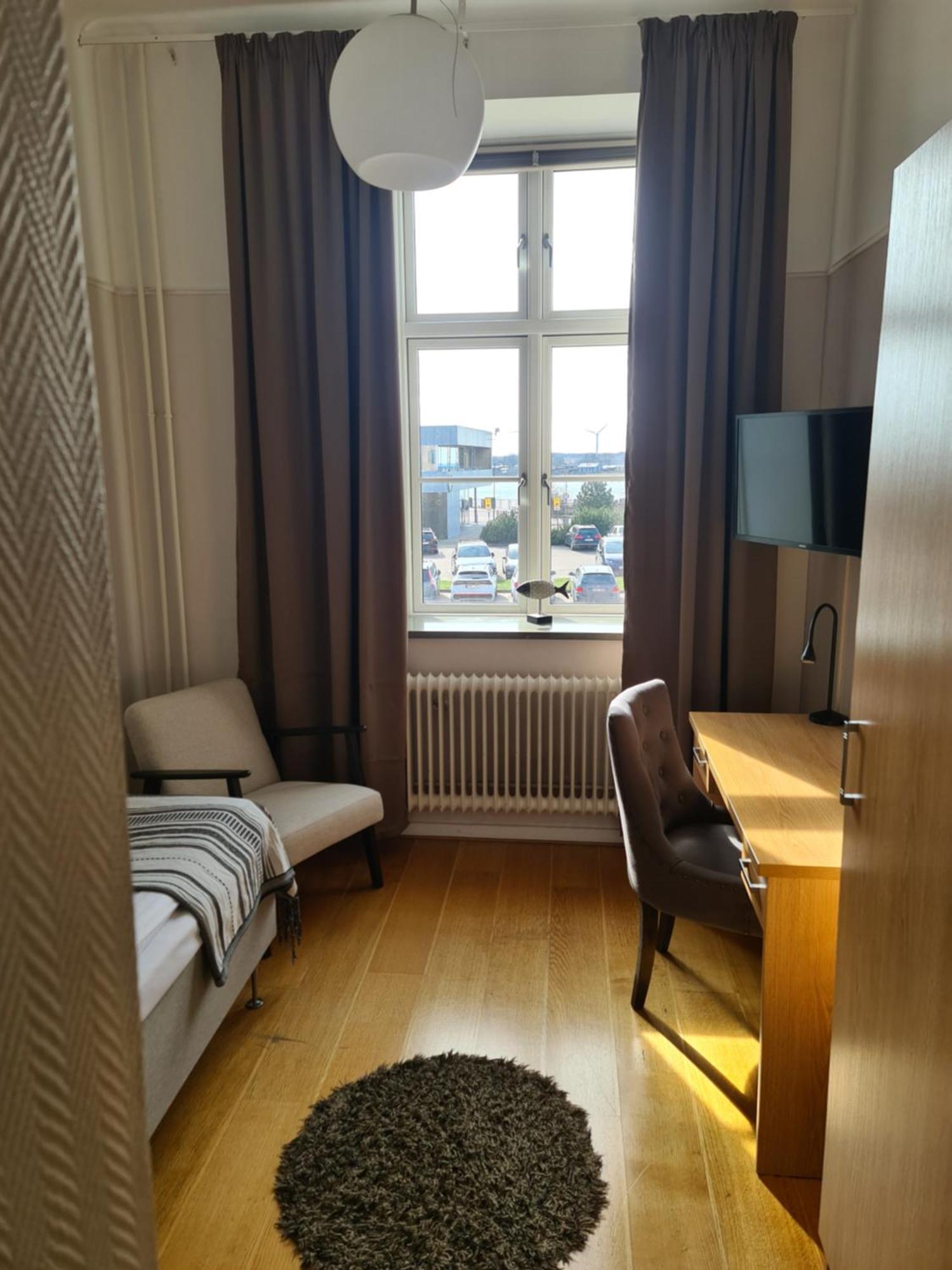 Hamnhotellet Kronan 란스크로나 외부 사진