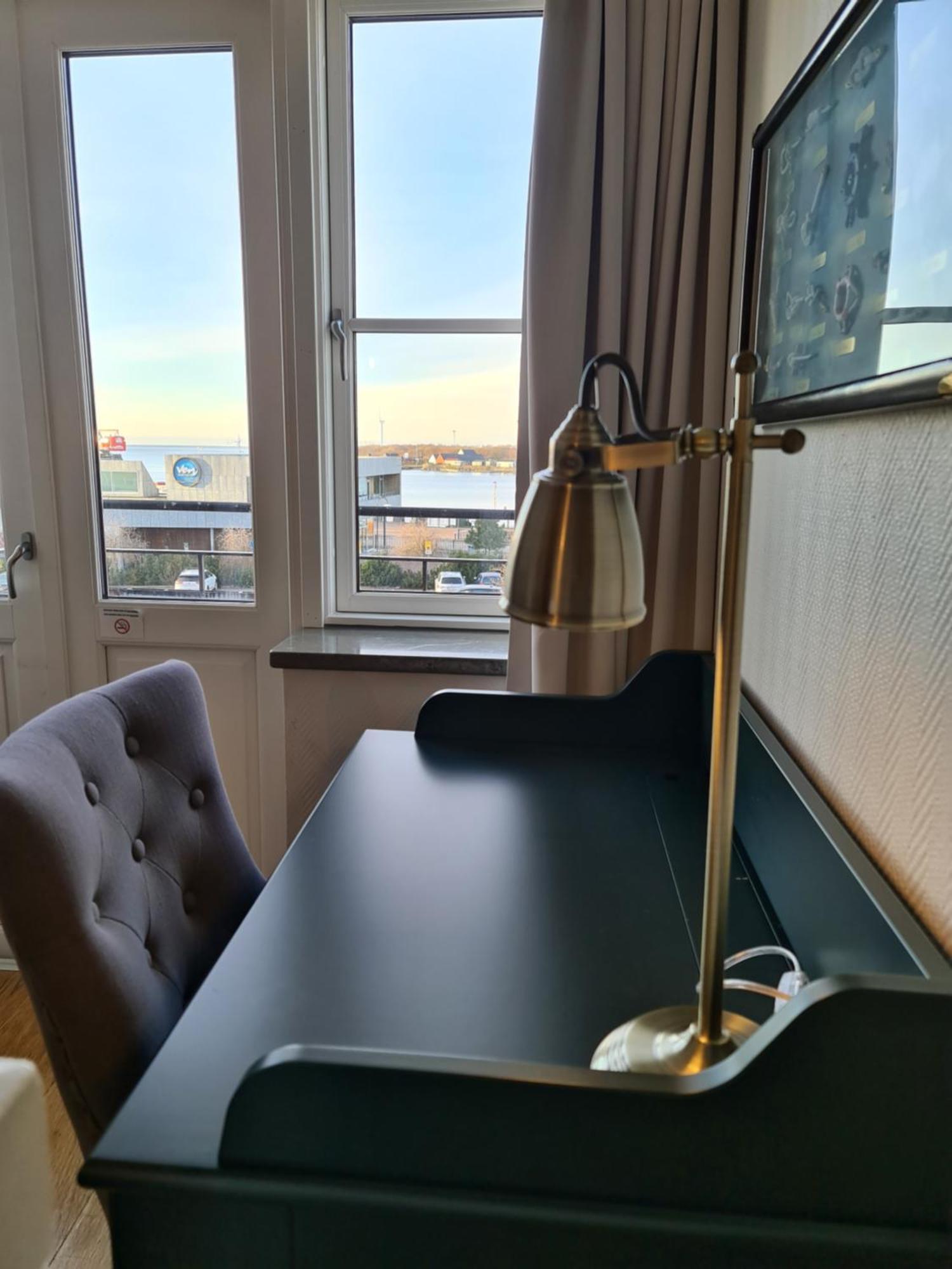 Hamnhotellet Kronan 란스크로나 외부 사진